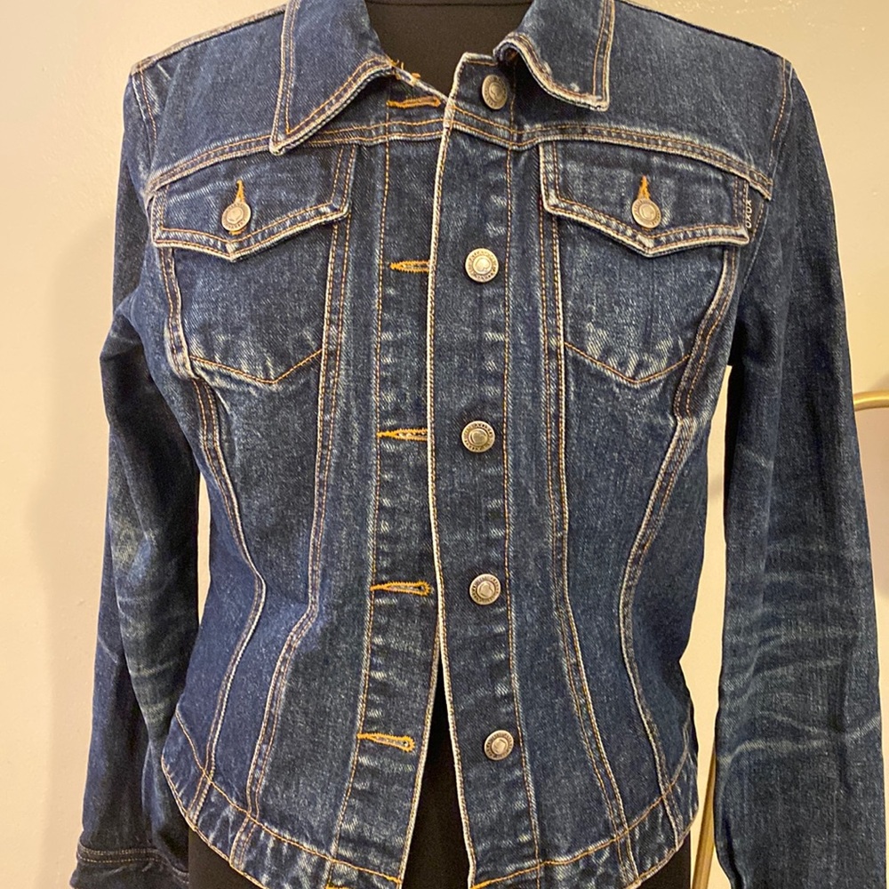 XOXO WOMEN JEANS JACKET SIZE L ON EXCELLENT CONDITION BLUE COLOR